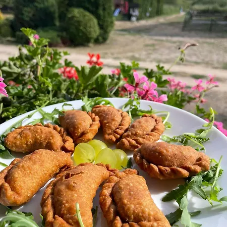 Couette-café Folwark Luknajno Nad Jeziorem Sniardwy Dziedzictwo Kulinarne Warmia-mazury Mikołajki