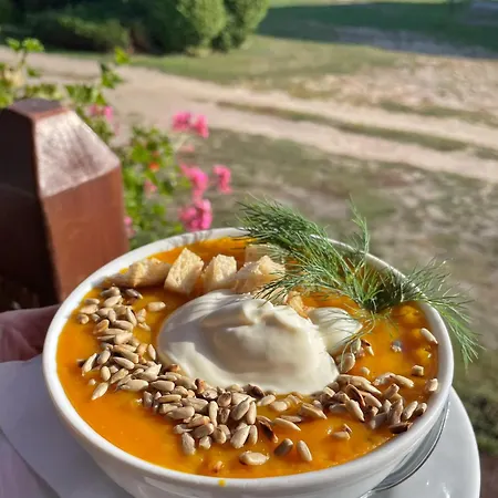 Folwark Luknajno Nad Jeziorem Sniardwy Dziedzictwo Kulinarne Warmia-mazury Mikołajki