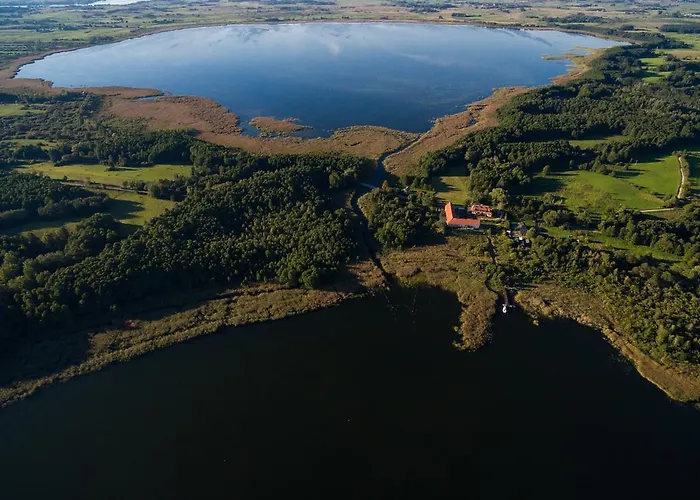 Bed & Breakfast Folwark Luknajno Nad Jeziorem Sniardwy Dziedzictwo Kulinarne Warmia-mazury Mikołajki
